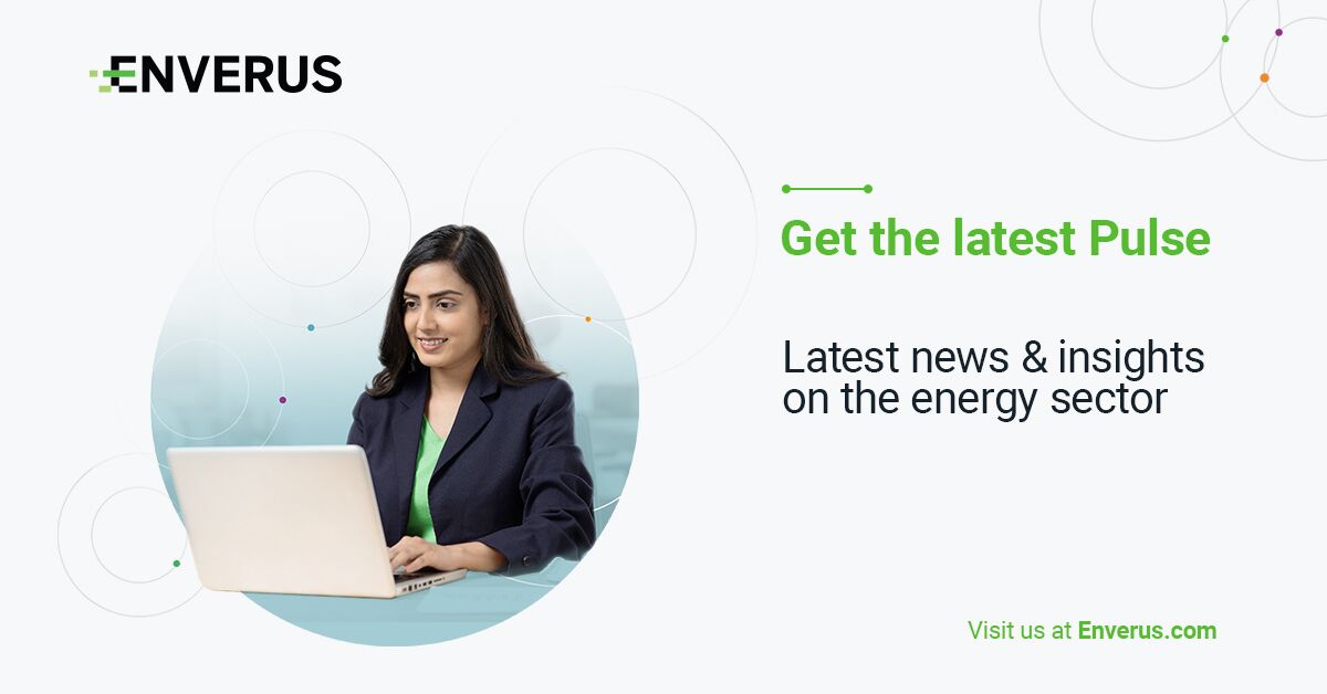 woman-sitting-with-laptop